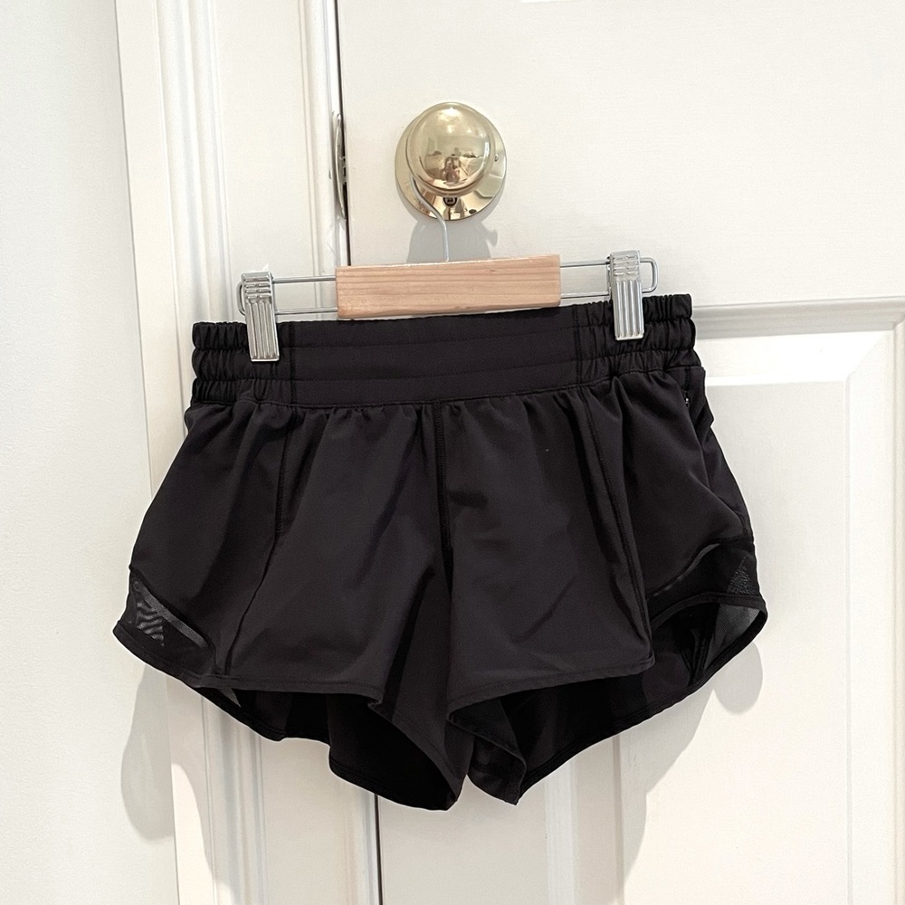 Lululemon 2.5" Black Shorts